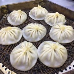 Xi an Jiasan Stuffed With Juicy Pork Baoziguan 여행 사진