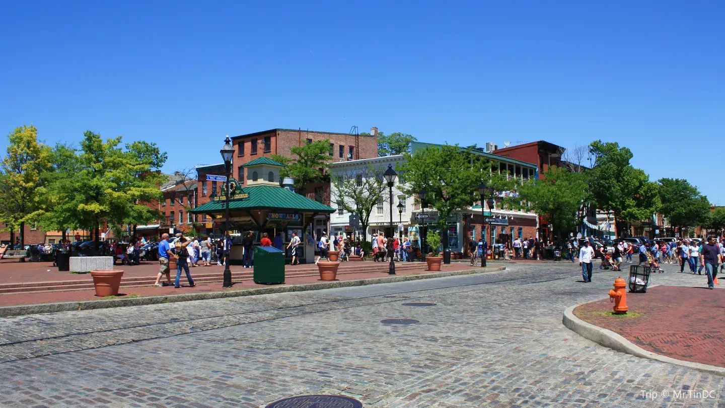 1_Fells Point