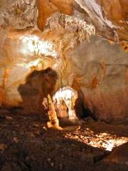 Endless Caverns RV Resort & Cavern Tours