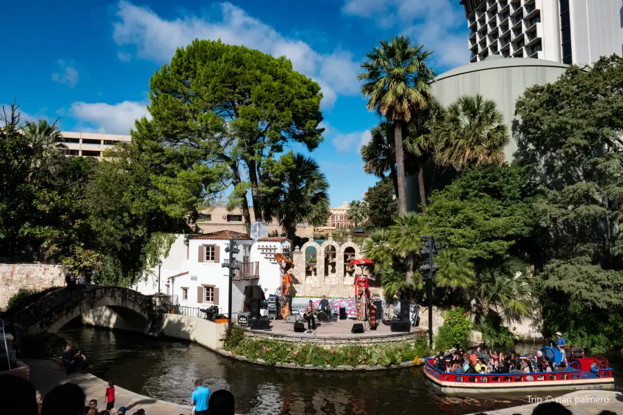 Arneson River Theatre