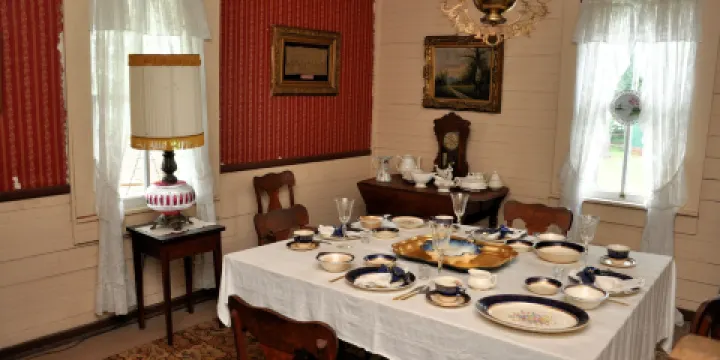 Tread of Pioneers Museum