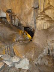 Crystal Cave (Sequoia National Park)