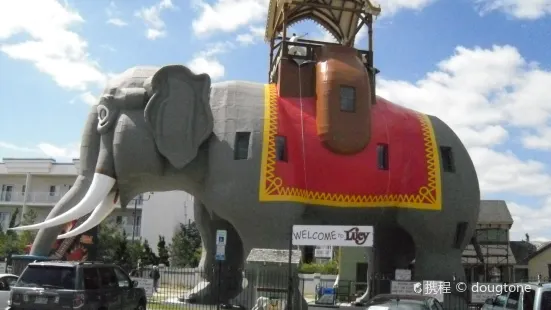 Lucy the Margate Elephant