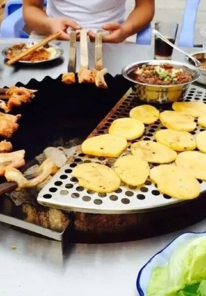 西昌正宗火盆烧烤(绵竹店)