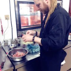 猎人小院俄罗斯西餐厅(海融·富华苑店) User Photo