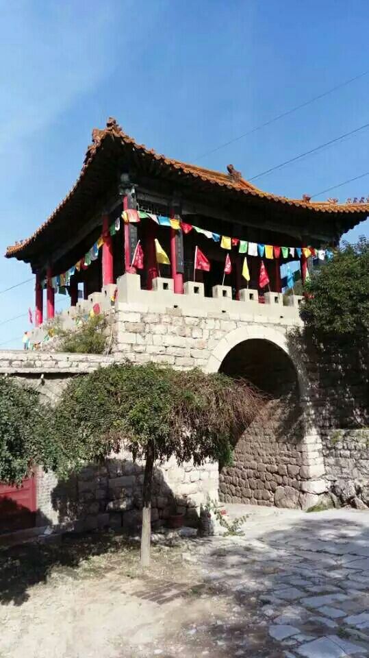 Qinhuang Ancient Road