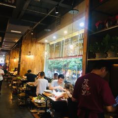 在渝里·重庆火锅(解放碑好吃街店) 여행 사진