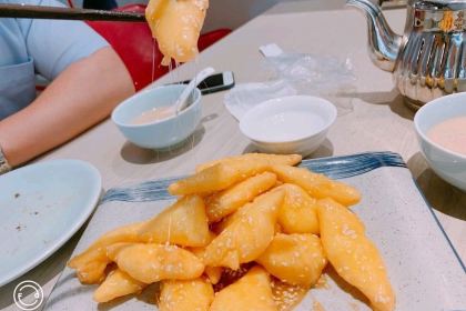 乌兰布统龙腾山庄特色民宿(迎宾路分店)