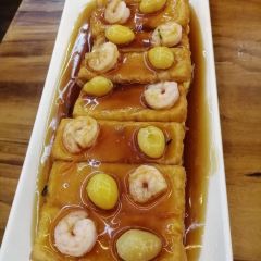 MINGUOHAIXIANJIAOZILOU User Photo