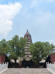 Храм Лонг-Хинг