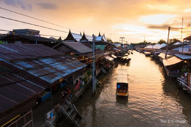 10 Popular Floating Markets To Visit Near Bangkok