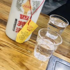 阿妈野生菌土鸡腊排骨·蒸汽石锅鱼 User Photo