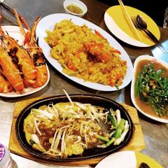 Somboon Seafood @ Ratchada User Photo