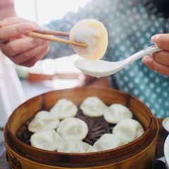 ZHUXINNIAN User Photo