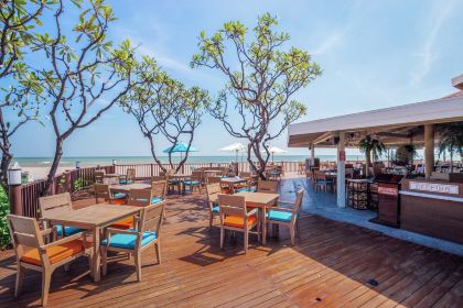 Peppina on the Beach