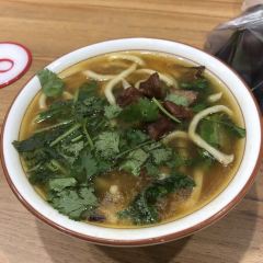 谷鹏麻鸭面(铁西路店) User Photo