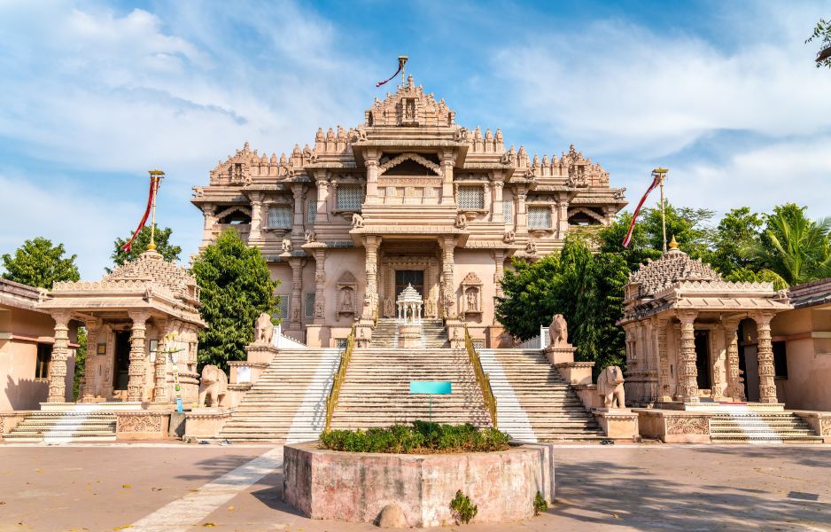 Cairo to Ahmedabad Flights
