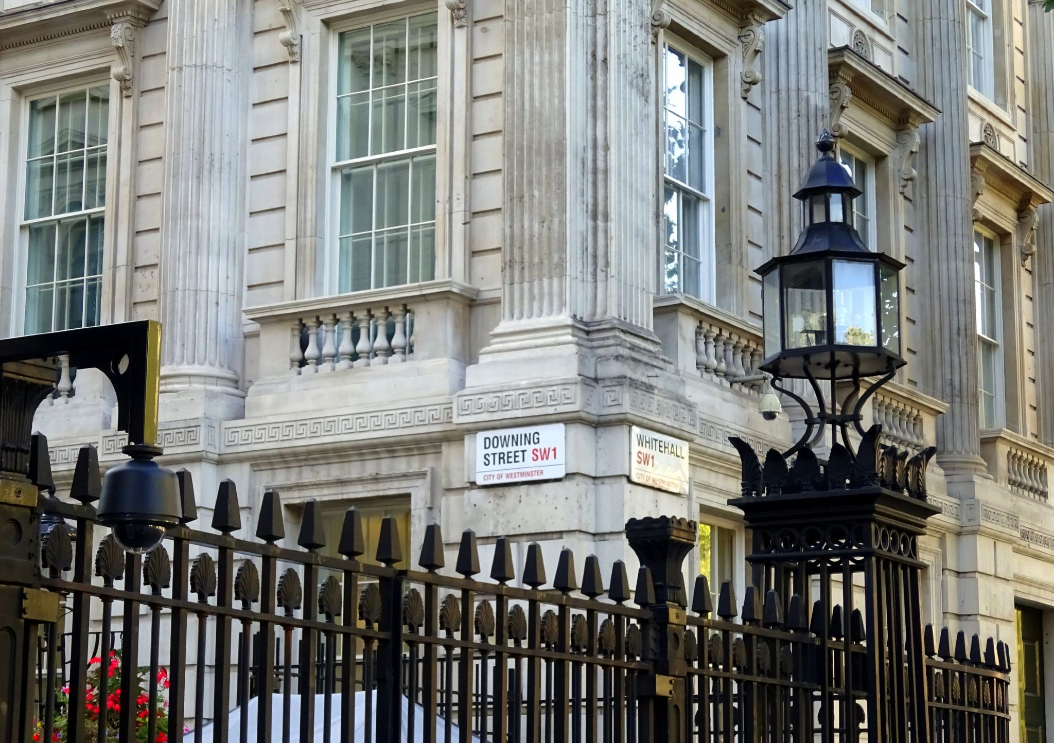 Tower Bridge + Trafalgar Square + 10 Downing Street + Westminster Abbey