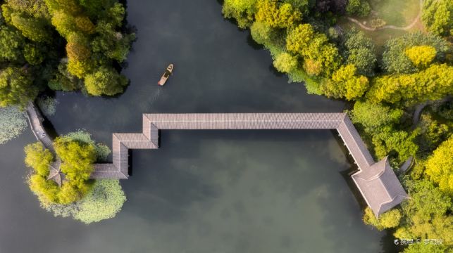 杭州景點講解服務 西湖 雷峯塔 靈隱寺 浙江省博物館等景點陪同講解 1對1服務 不拼團