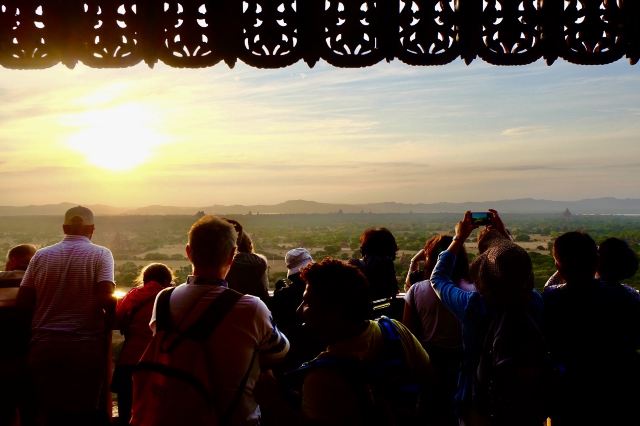 Bagan Nan Myint Tower