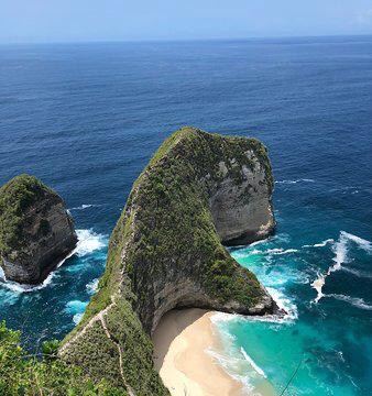 Kelingking Beach