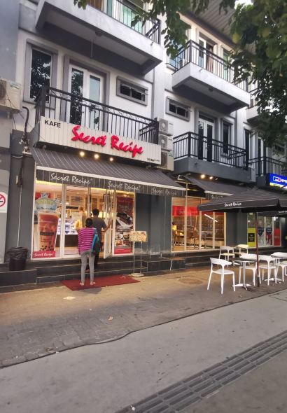 The Coffee Bean & Tea Leaf Kluang Mall