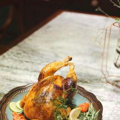 Queen·Cheuk Yuet User Photo