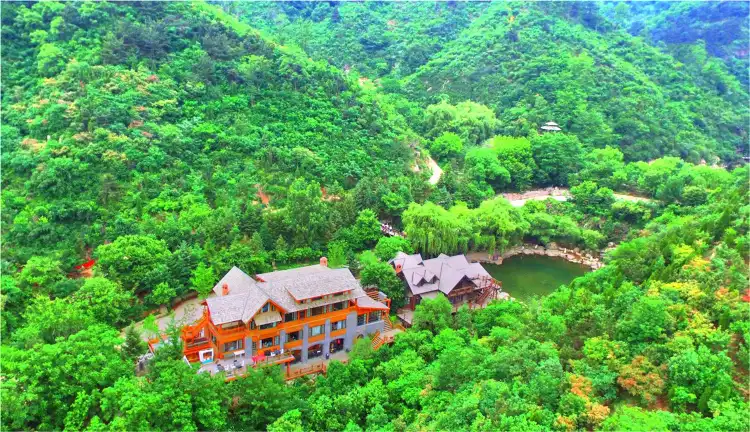Các khách sạn gần Jiuru Mountain Scenic Spot