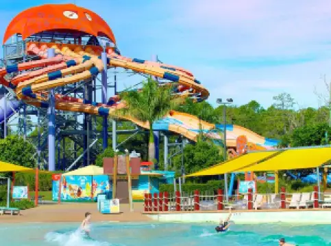 ไวท์วอเทอร์ เวิลด์