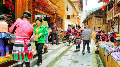 Huangluo Yao Village