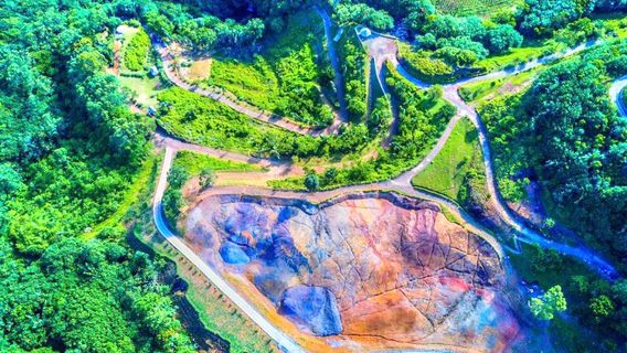 Vallé Advenature Park (formerly La Vallée des Couleurs)