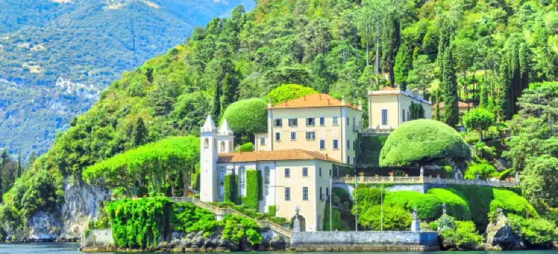 Hotels near Villa Balbianello