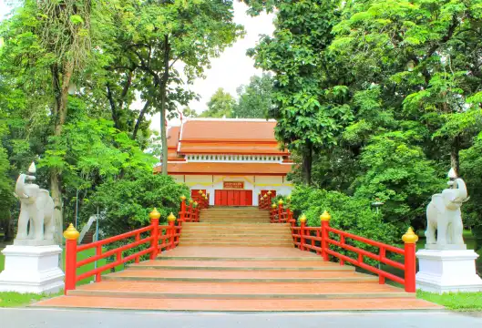 Hotels near Chiang Mai University