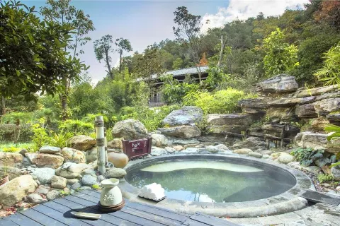Angsana Hot Spring Village Tengchong