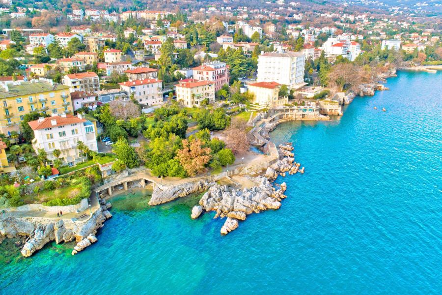 Knock to Pula Flights