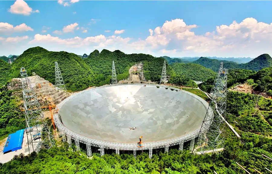 Large Radio Telescope Observation Deck