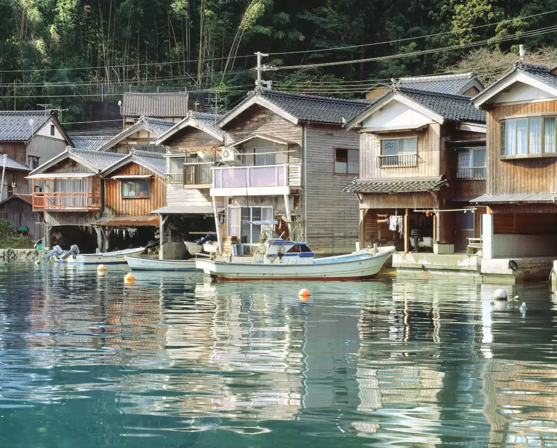 Hotels near Ine