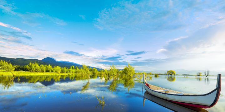 Lashihai Wetland Park