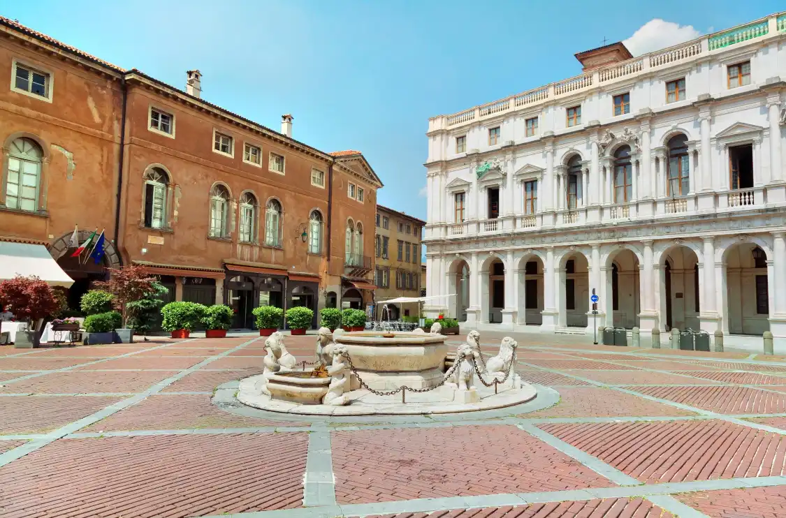 Hotels near Palazzo del Podesta