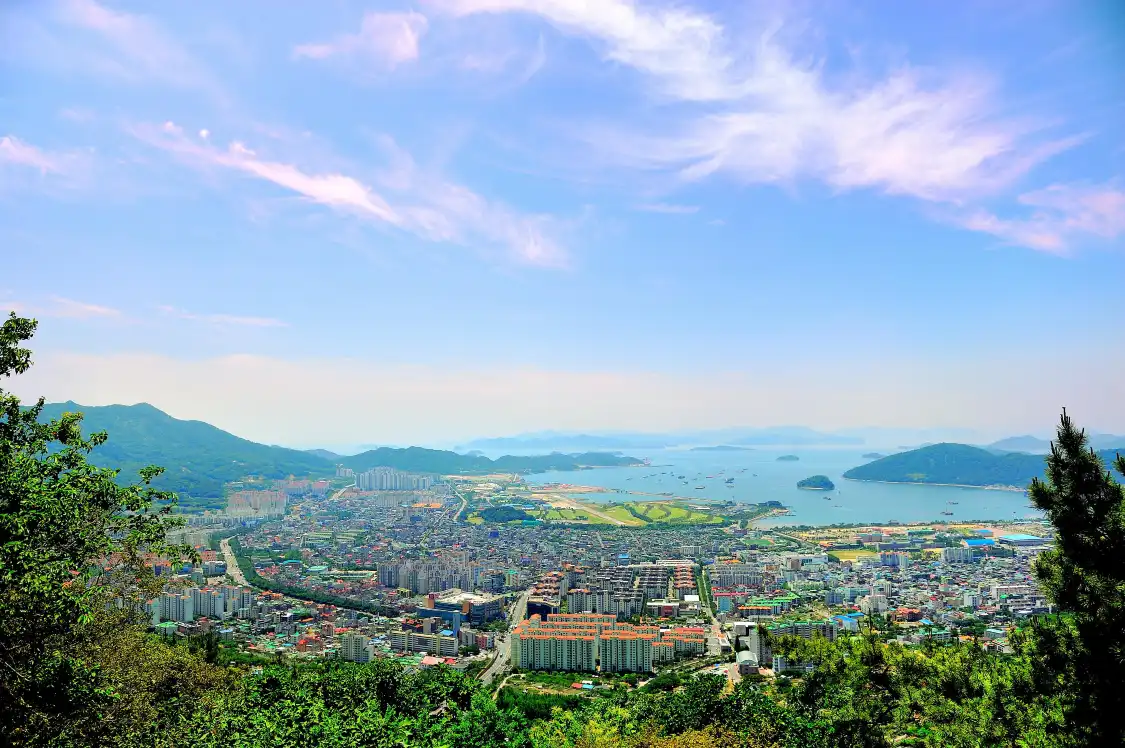 Hotels near Jinhae gu