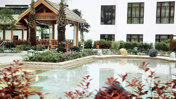 Tiantai Hot Spring Villa