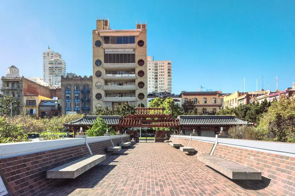 Hotels near Portsmouth Square Park