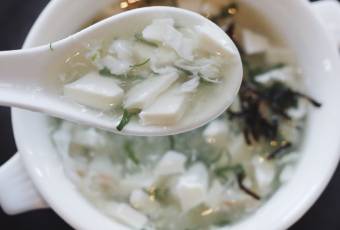 THREE ON HUJING user photo