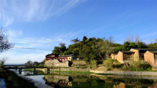 Ruins of Xiansheng Palace