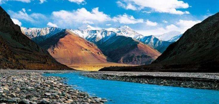 Yurungqash River