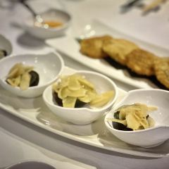 The Chairman 여행 사진