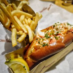 Burger & Lobster User Photo