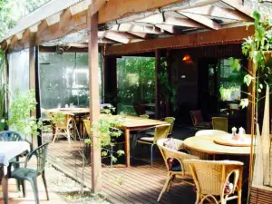 Alfresco's Outdoor Eatery & Pizzeria