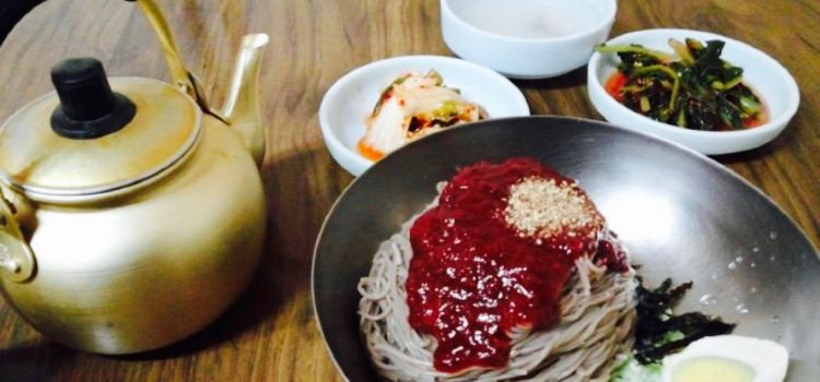 Gamjagoljip Makguksu