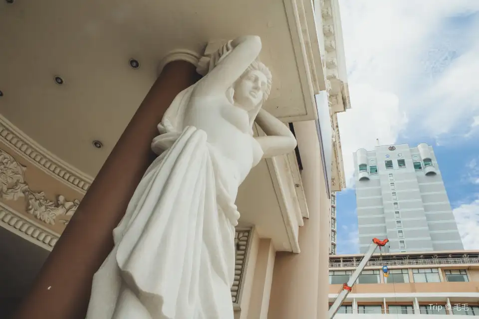 5_Saigon Opera House